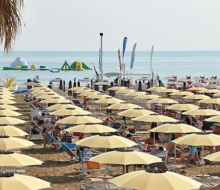 Hotel Biancospino Rimini Eksteriør billede